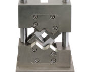 Négyéles felszerelés a krimpeléshez BZW-4